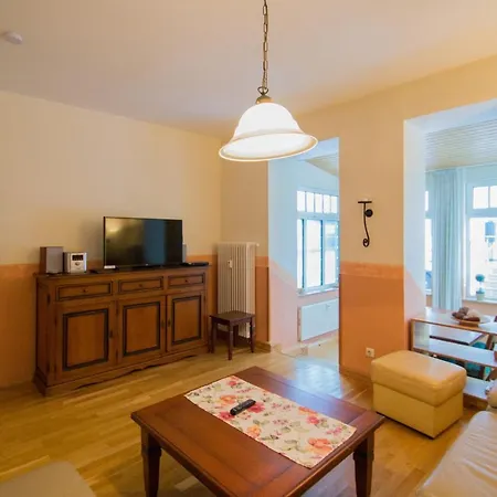 Haus Borgwardt Im Ostseebad Goehren Goehren (Ruegen)