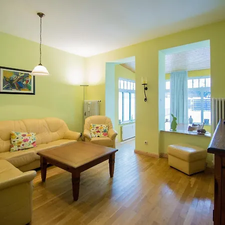 Apartment Haus Borgwardt Im Ostseebad Goehren