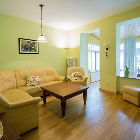 Haus Borgwardt Im Ostseebad * Goehren (Ruegen)