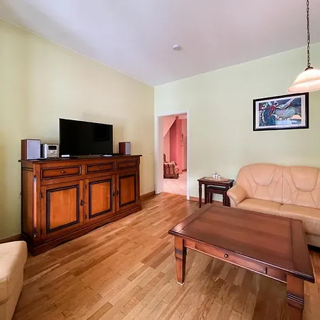 Haus Borgwardt Im Ostseebad Goehren Apartment *